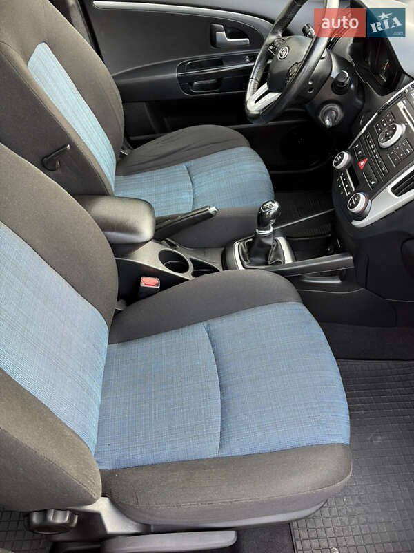 Хэтчбек Kia Ceed 2011 в Белой Церкви