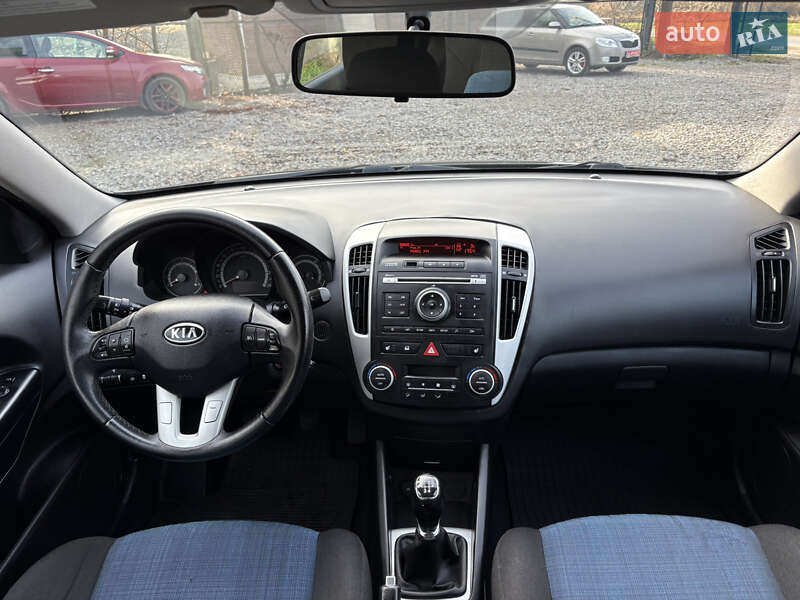 Хэтчбек Kia Ceed 2011 в Белой Церкви