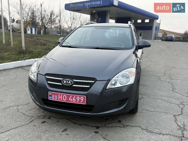 Универсал Kia Ceed 2009 в Лубнах