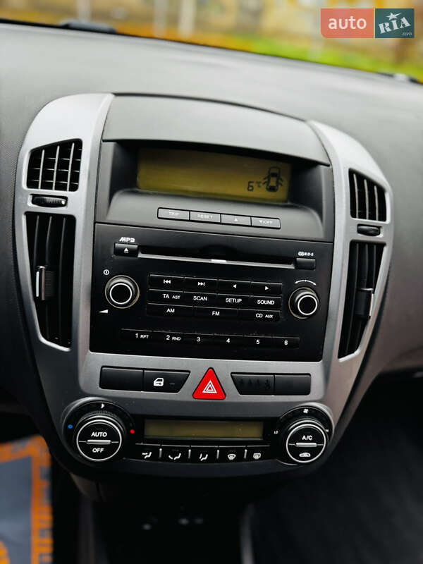 Универсал Kia Ceed 2008 в Здолбунове фото 38 Универсал Kia Ceed 2008 в Здолбунове