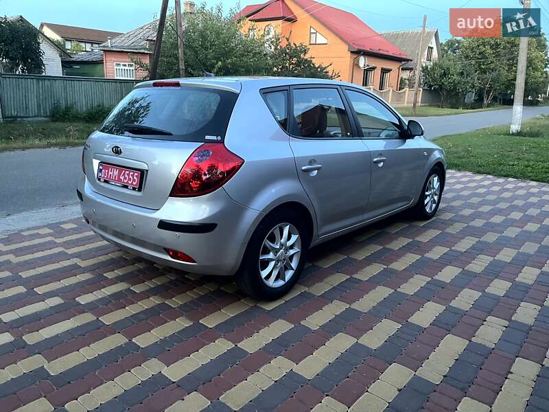 Хетчбек Kia Ceed 2007 в Ніжині
