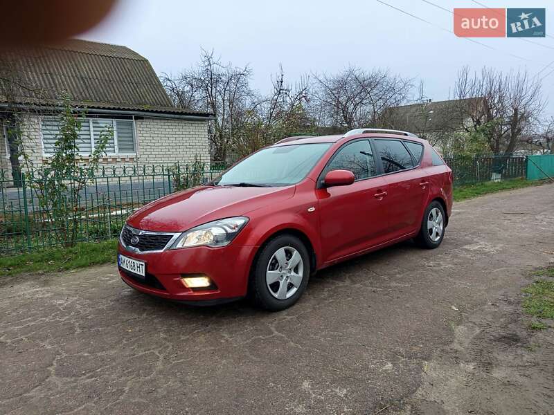 Універсал Kia Ceed 2011 в Житомирі фото 3 Універсал Kia Ceed 2011 в Житомирі