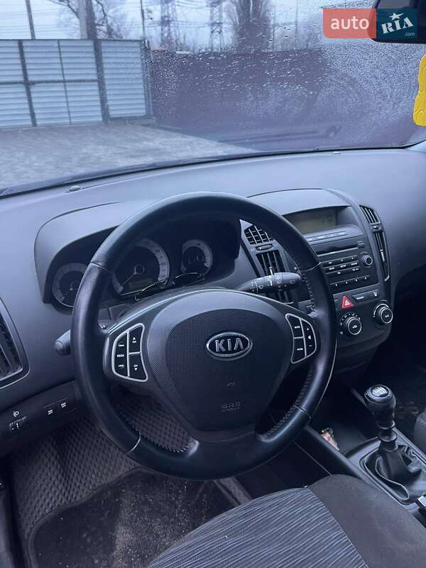 Універсал Kia Ceed 2009 в Черкасах