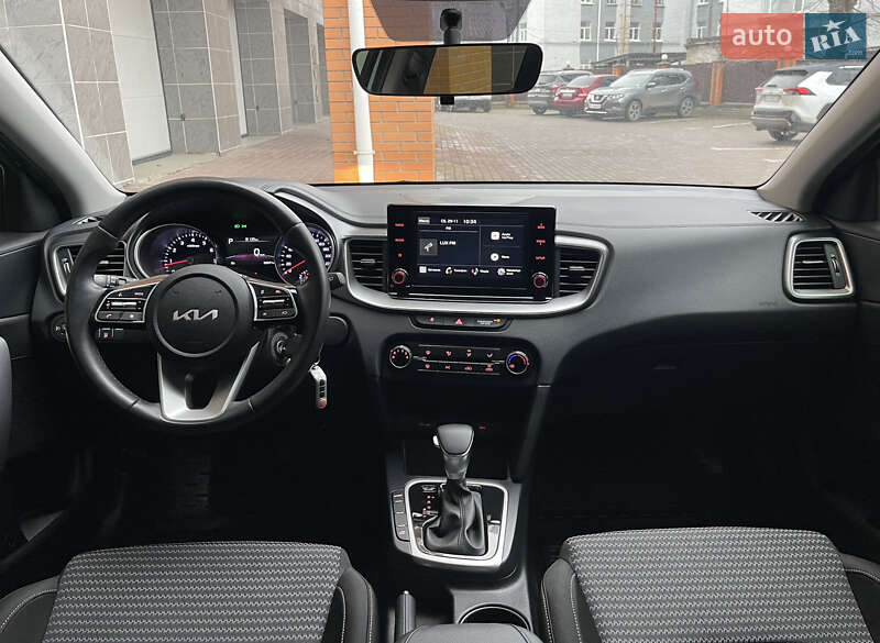 Хетчбек Kia Ceed 2023 в Києві фото 23 Хетчбек Kia Ceed 2023 в Києві