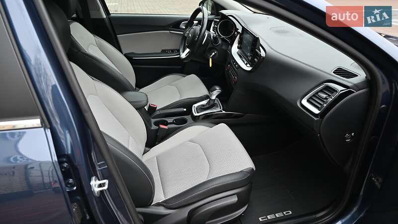 Универсал Kia Ceed 2019 в Киеве фото 6 Универсал Kia Ceed 2019 в Киеве