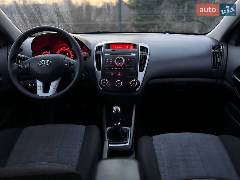 Универсал Kia Ceed 2013 в Дрогобыче фото 89 Универсал Kia Ceed 2013 в Дрогобыче