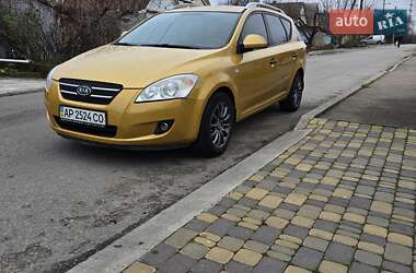 Универсал Kia Ceed 2008 в Запорожье