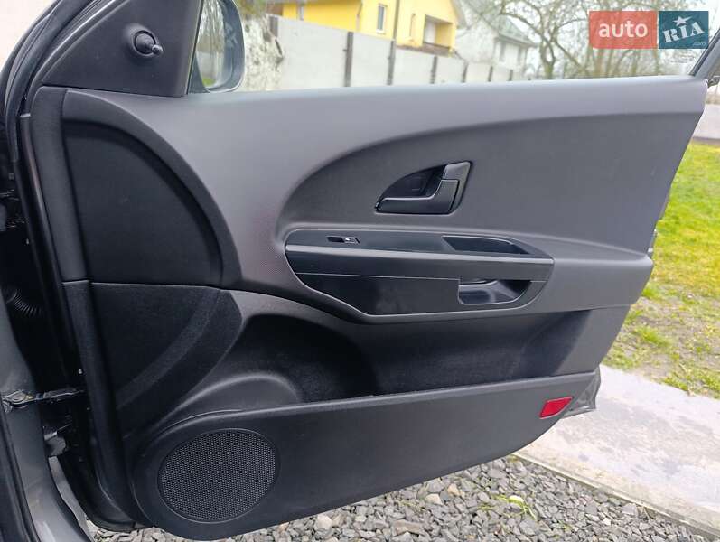 Универсал Kia Ceed 2011 в Луцке