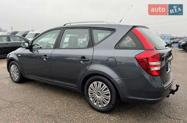 Универсал Kia Ceed 2008 в Киеве