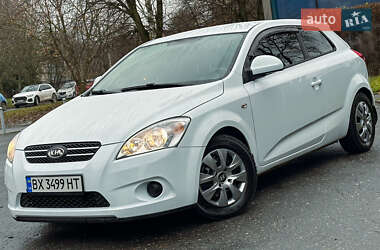 Хетчбек Kia Ceed 2009 в Хмельницькому