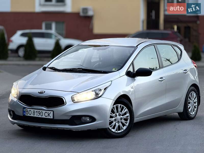 Хэтчбек Kia Ceed 2012 в Тернополе