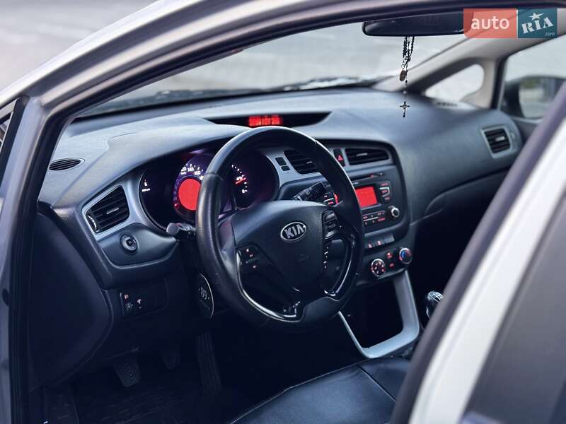 Хэтчбек Kia Ceed 2012 в Тернополе