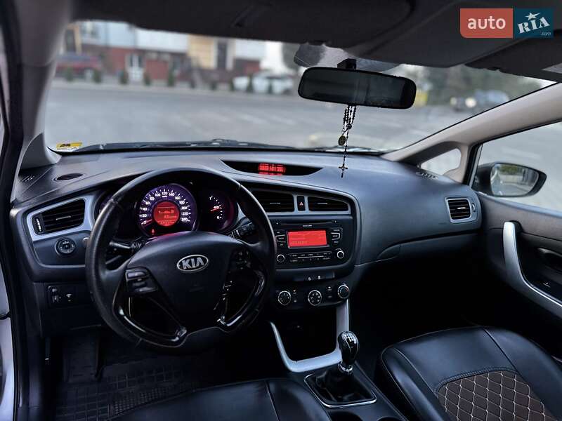 Хэтчбек Kia Ceed 2012 в Тернополе