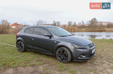Хэтчбек Kia Ceed 2008 в Ивано-Франковске