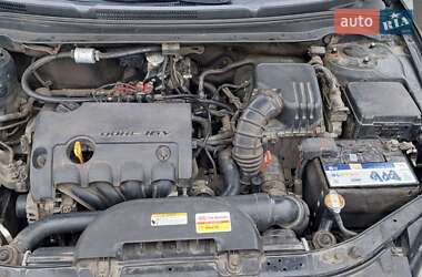 Хэтчбек Kia Ceed 2011 в Киеве