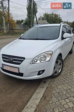 Универсал Kia Ceed 2009 в Новой Одессе
