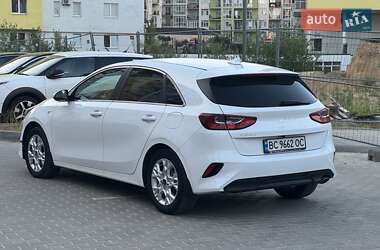 Хэтчбек Kia Ceed 2022 в Львове