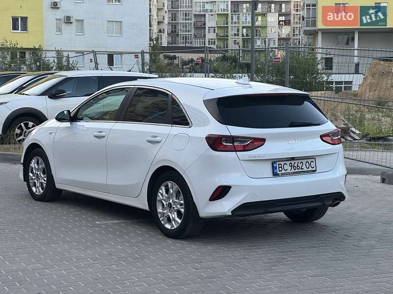 Хэтчбек Kia Ceed 2022 в Львове