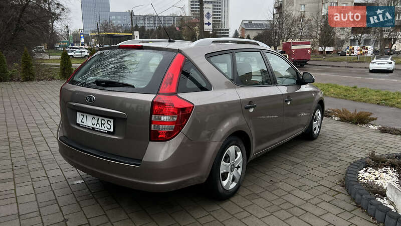 Универсал Kia Ceed 2008 в Львове