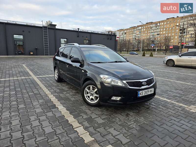 Універсал Kia Ceed 2010 в Кривому Розі