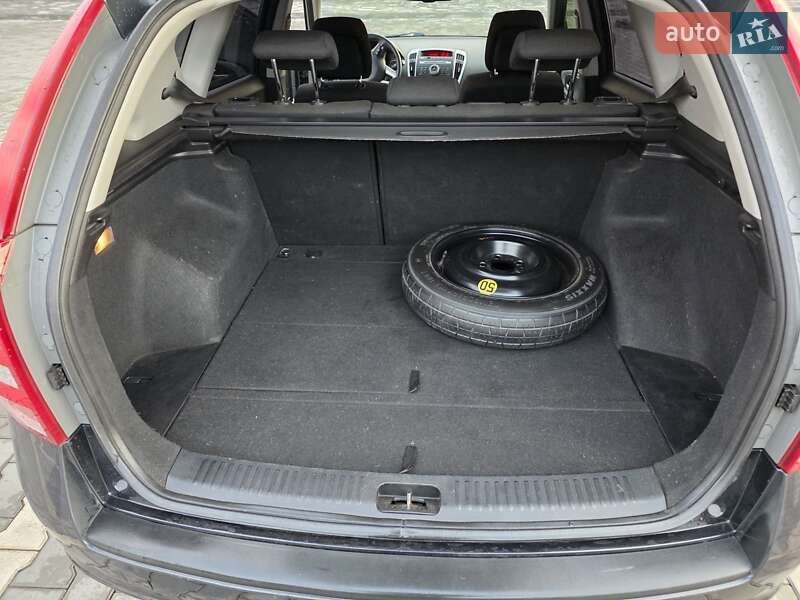 Універсал Kia Ceed 2010 в Кривому Розі