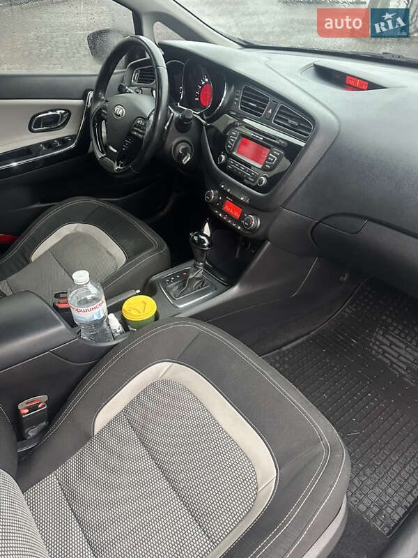 Хэтчбек Kia Ceed 2013 в Мукачево