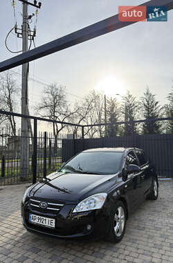 Хэтчбек Kia Ceed 2008 в Одессе