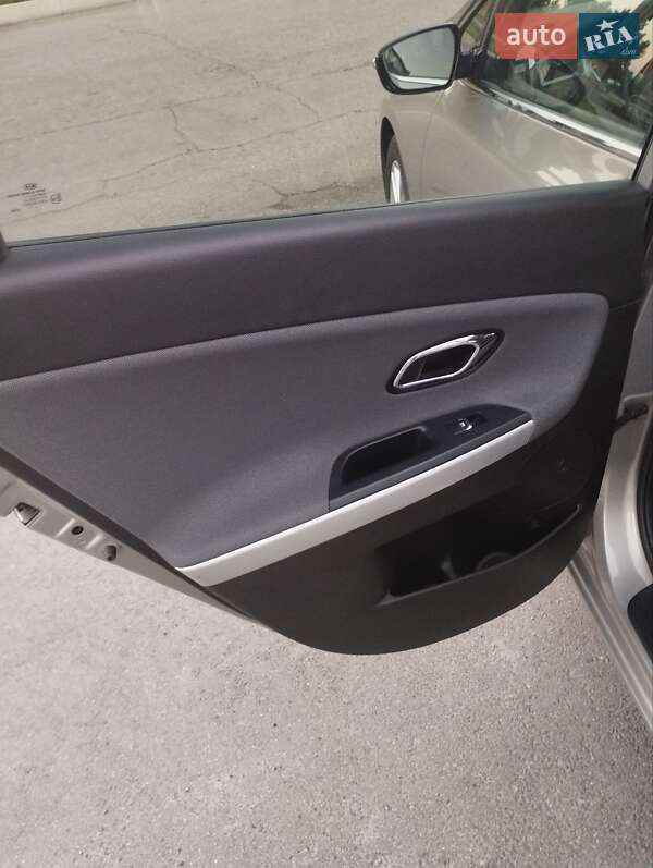 Универсал Kia Ceed 2016 в Черновцах фото 10 Универсал Kia Ceed 2016 в Черновцах
