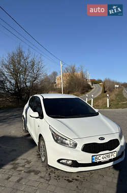 Хэтчбек Kia Ceed 2012 в Львове