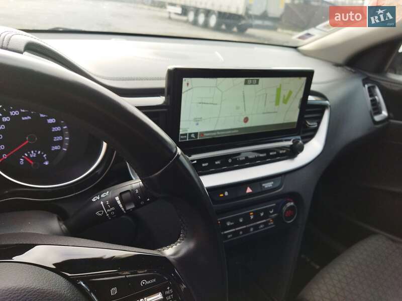 Универсал Kia Ceed 2021 в Звягеле