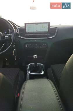 Универсал Kia Ceed 2021 в Звягеле