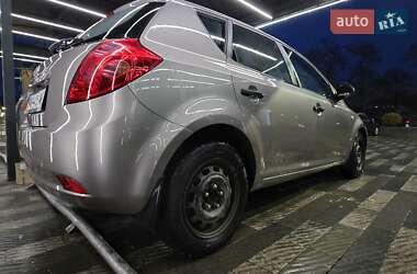Хэтчбек Kia Ceed 2007 в Ужгороде