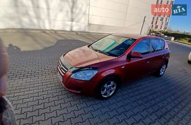 Хетчбек Kia Ceed 2008 в Києві