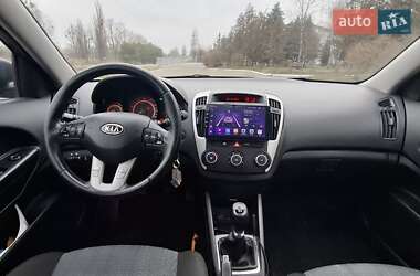 Универсал Kia Ceed 2011 в Киеве
