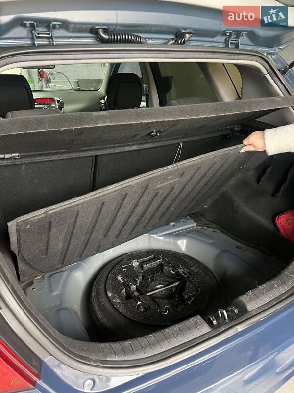 Хэтчбек Kia Ceed 2010 в Нежине