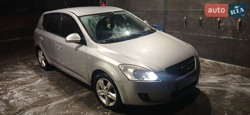 Хетчбек Kia Ceed 2008 в Бучі