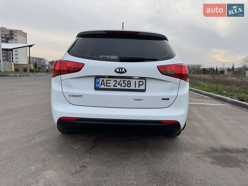 Универсал Kia Ceed 2013 в Днепре фото 13 Универсал Kia Ceed 2013 в Днепре
