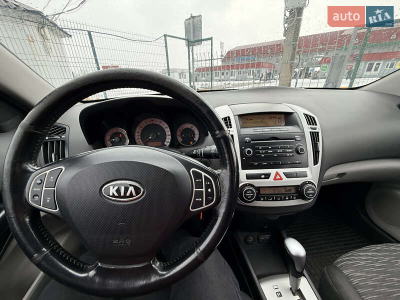 Хэтчбек Kia Ceed 2008 в Киеве фото 12 Хэтчбек Kia Ceed 2008 в Киеве