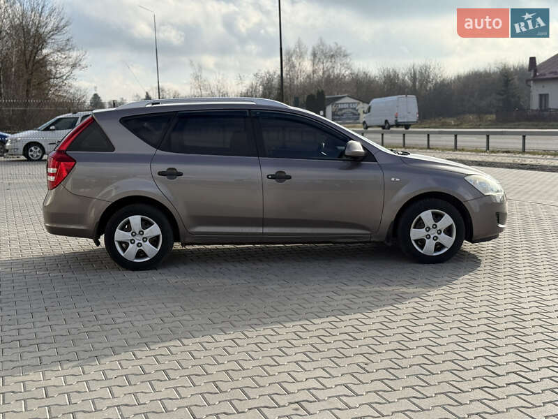 Универсал Kia Ceed 2008 в Тернополе