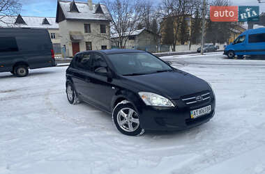Хэтчбек Kia Ceed 2008 в Ивано-Франковске