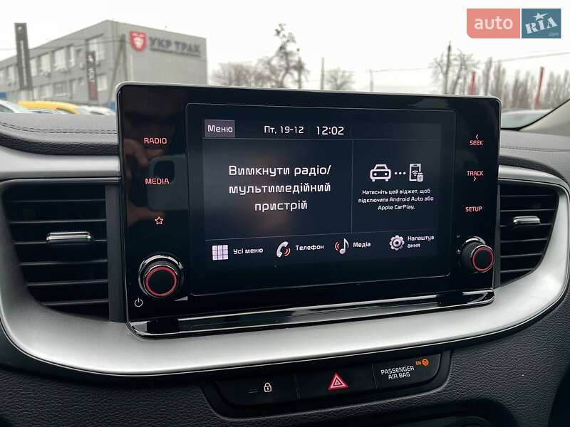 Универсал Kia Ceed 2022 в Киеве