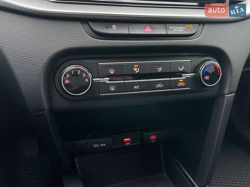 Универсал Kia Ceed 2022 в Киеве