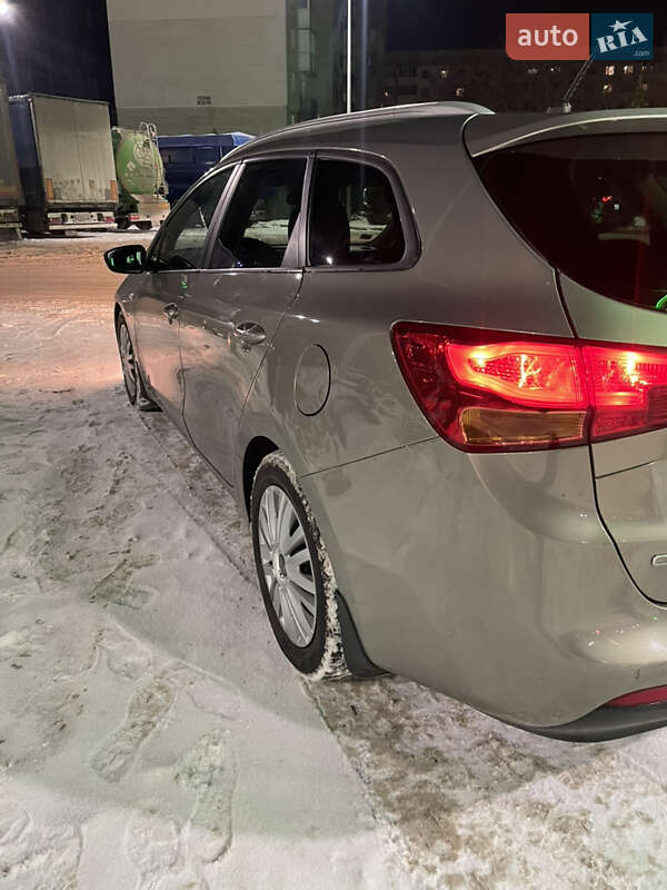 Універсал Kia Ceed 2013 в Житомирі