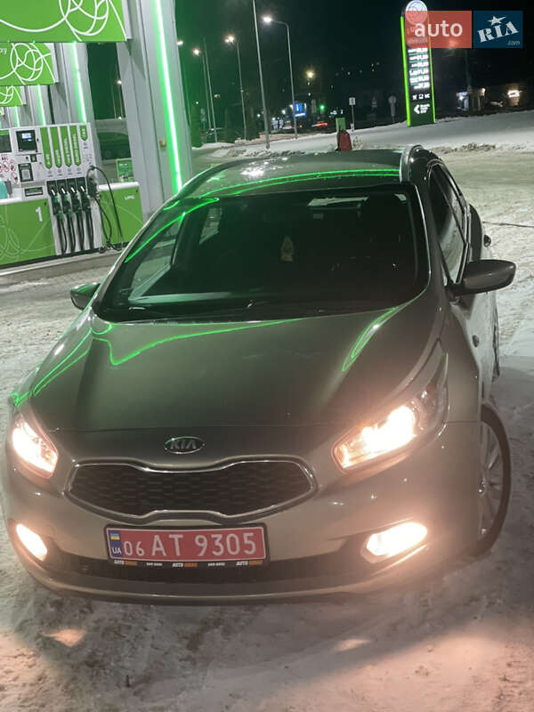 Універсал Kia Ceed 2013 в Житомирі