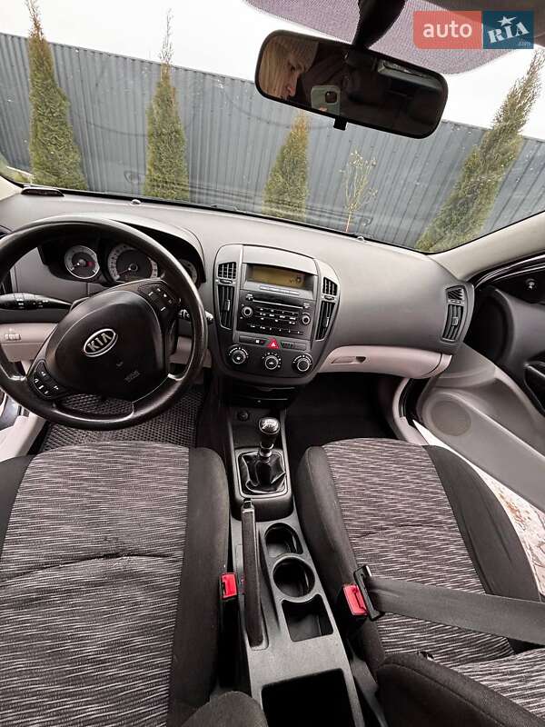 Универсал Kia Ceed 2008 в Дрогобыче