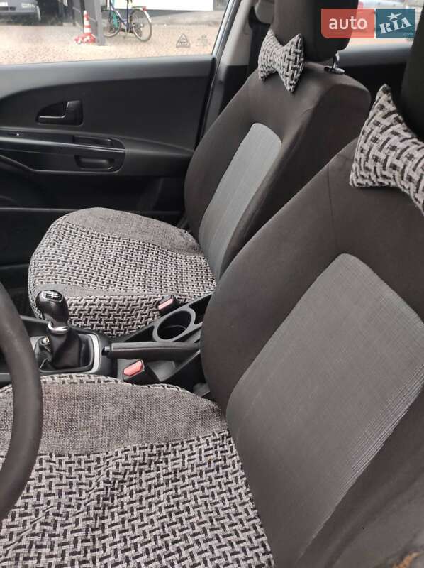 Універсал Kia Ceed 2010 в Красному