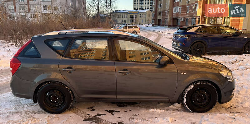 Універсал Kia Ceed 2011 в Тернополі