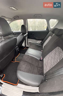 Хэтчбек Kia Ceed 2007 в Полтаве