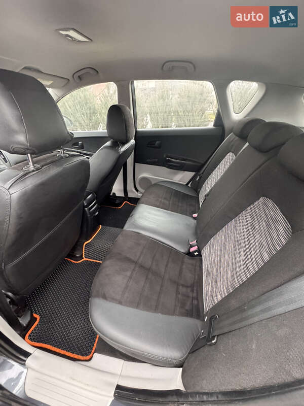 Хэтчбек Kia Ceed 2007 в Полтаве