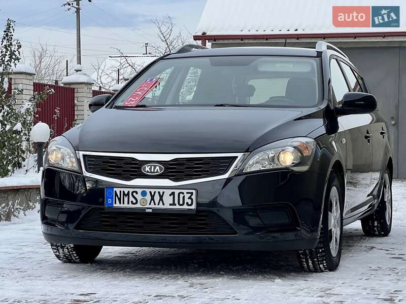 Универсал Kia Ceed 2010 в Умани